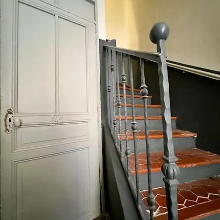 Ferienwohnung Petit Cocon Avec Vue Dernier Etage - Mazarin 1833 Aix-en-Provence Exterior foto