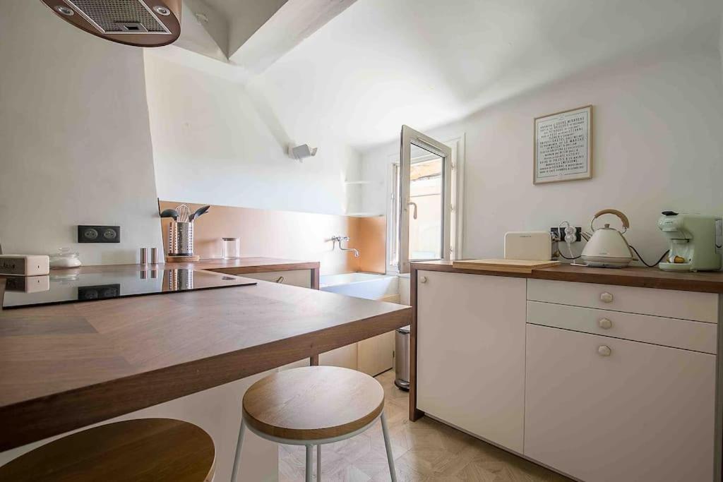 Petit Cocon Avec Vue Dernier Etage - Mazarin 1833