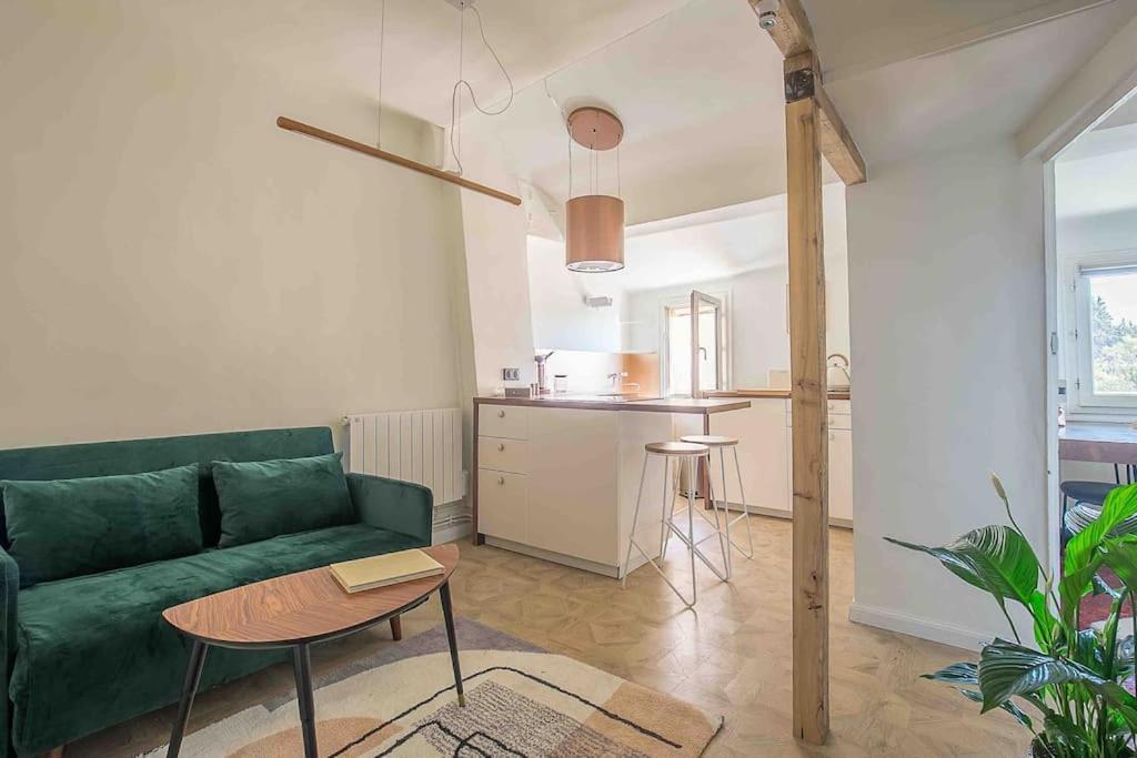 Petit Cocon Avec Vue Dernier Etage - Mazarin 1833 * Aix-en-Provence