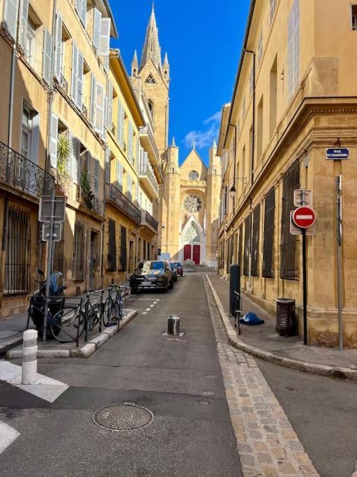 Petit Cocon Avec Vue Dernier Etage - Mazarin 1833 Apartment Aix-en-Provence